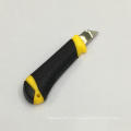 Safety retractable utility cutter knife snap blade cutter